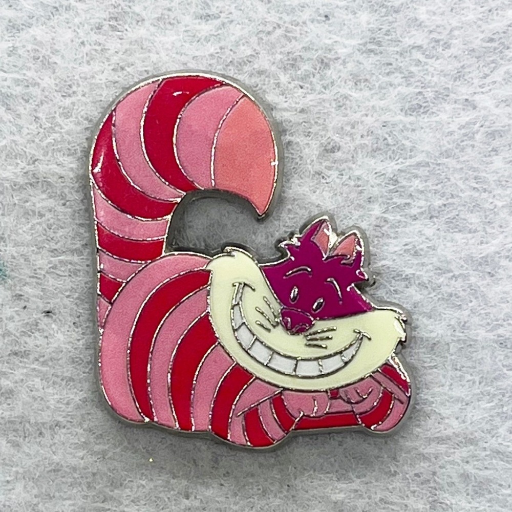 🔮 5/$25 Disney Alice in Wonderland Cheshire Cat Pin